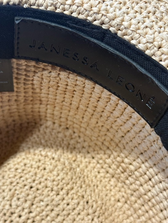 Janessa Leone packable Sacha Hat in Natural never worn - Picture 13 of 13